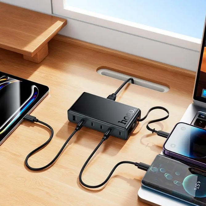 Cargador de escritorio con cable telescópico Hoco C151A